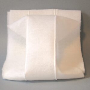 ML.20 FILTRO COPRICALORIFERO BIANCO-SMOG CUCITO CM. 15 (ROTOLO)